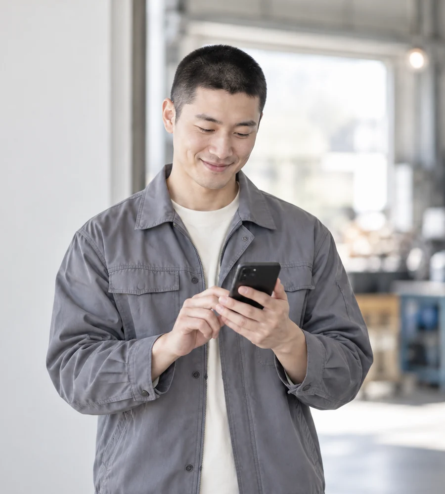진해 개인돈 일수 상담을 휴대전화로 안내받는 고객